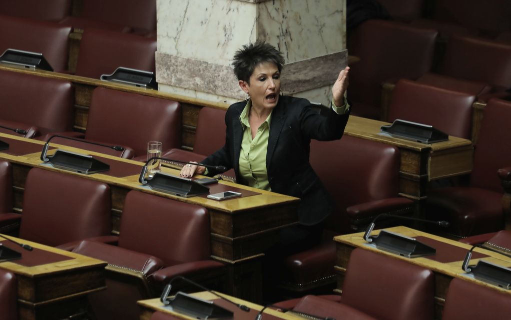 Αυστηρότερα μέτρα για τη Χρυσή Αυγή ζητά η Καββαδία