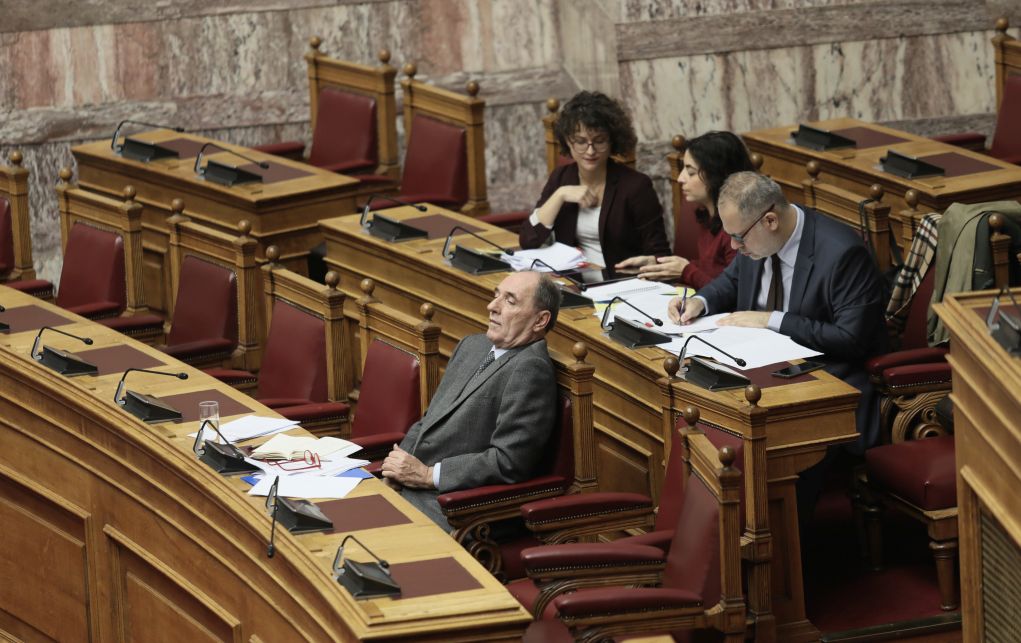 Στο κενό οι ιδιωτικοποιήσεις ΔΕΠΑ-ΔΕΗ-ΕΛ.ΠΕ.