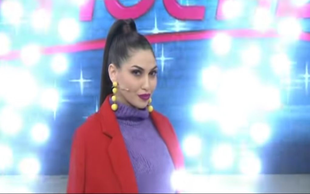 Μεταγραφή από το «Power of Love» στο «My Style Rocks»