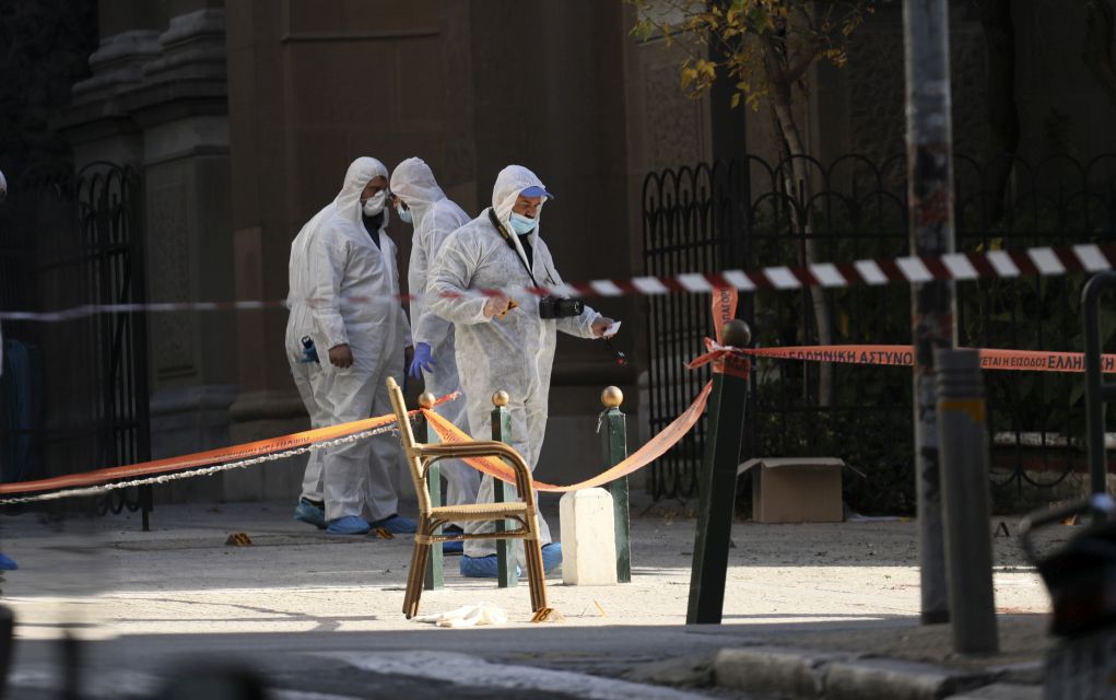 Καμίνης για Κολωνάκι: «Αμαυρώνουν την εικόνα της πρωτεύουσας»