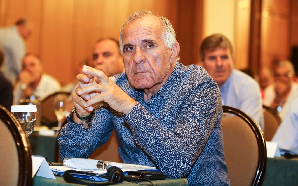 «Αν συνεχιστεί η αποχή, θα φέρουμε ξένους διαιτητές»