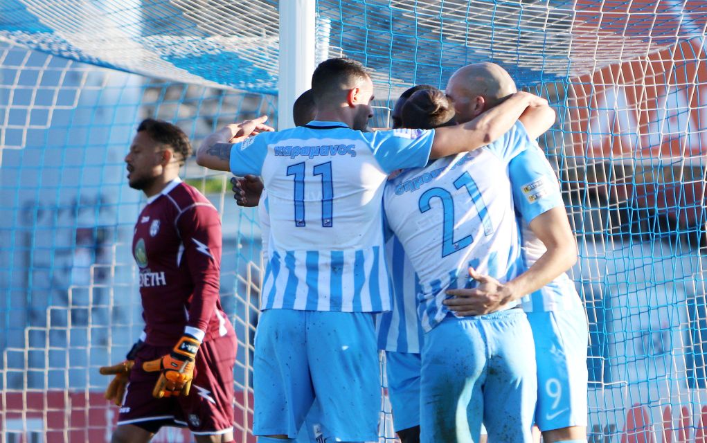 Συνέχισε με νίκη η Λαμία, 2-1 τον Απ. Σμύρνης