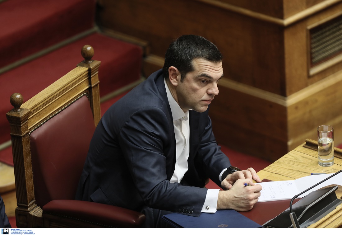 Πώς βολεύει τον Τσίπρα η αναδιάταξη του σκηνικού