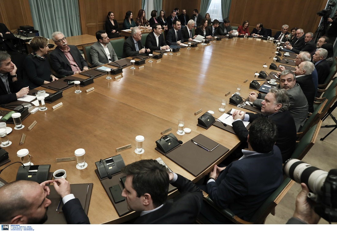 Οι περισσότεροι βλέπουν κάλπες τον Οκτώβριο