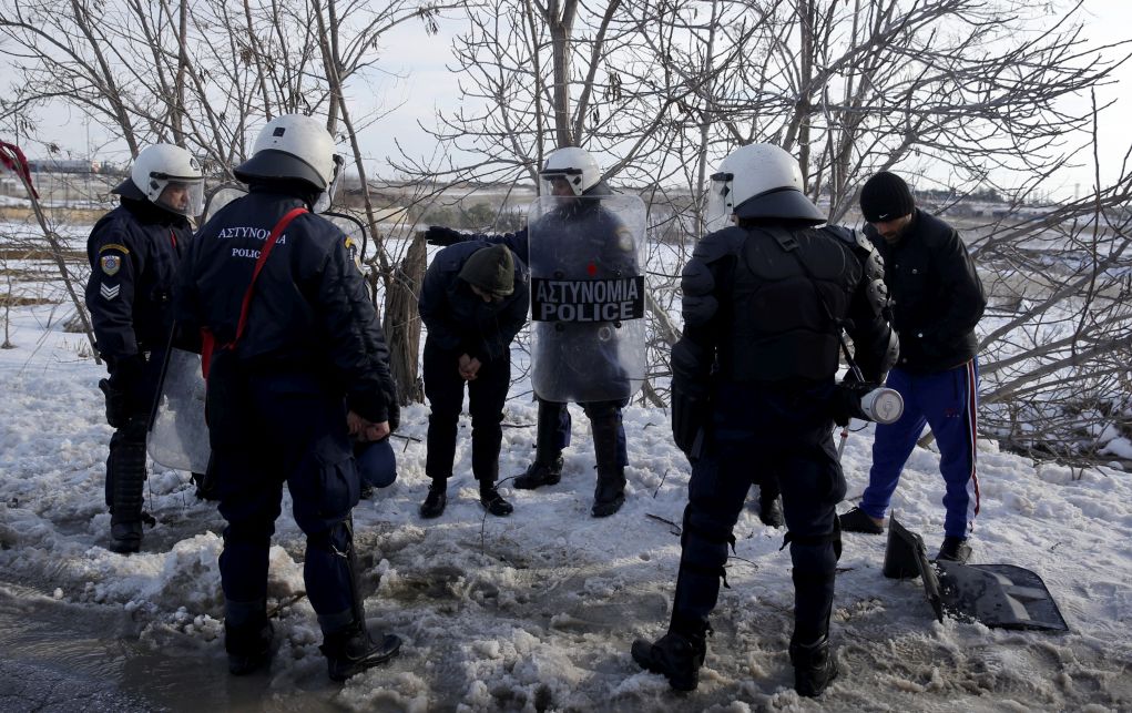 Ελεύθερος ο οδηγός που συνεπλάκη με πρόσφυγα