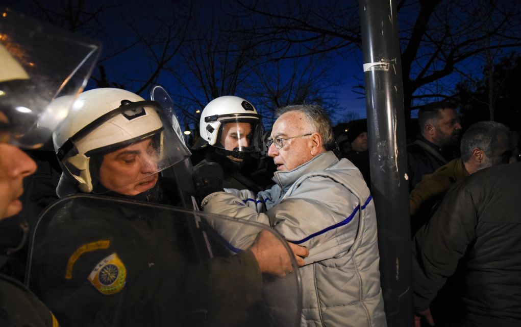Θεσσαλονίκη: Προσαγωγές έξω από το Μέγαρο Μουσικής