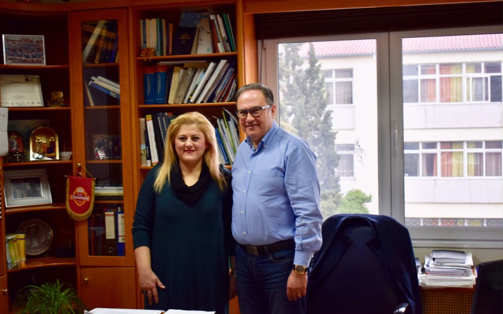 Στο Δημαρχείο Παύλου Μελά η Σίσσυ Φραγκοπούλου