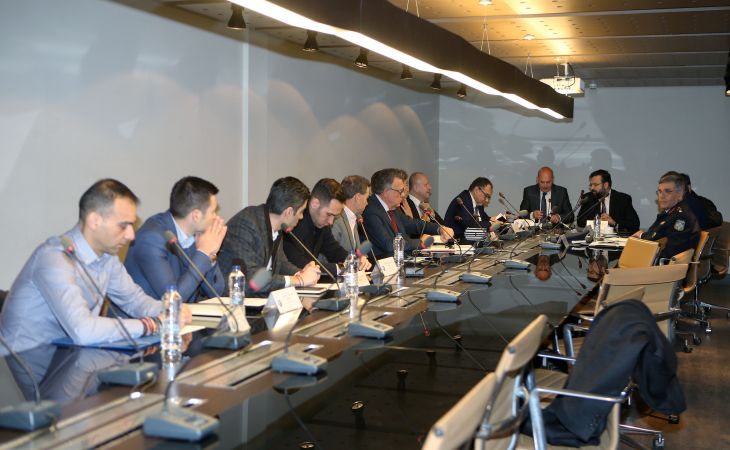 Γραμμένος: Πρέπει να σταματήσει το πανηγύρι του τρελού κάθε Κυριακή