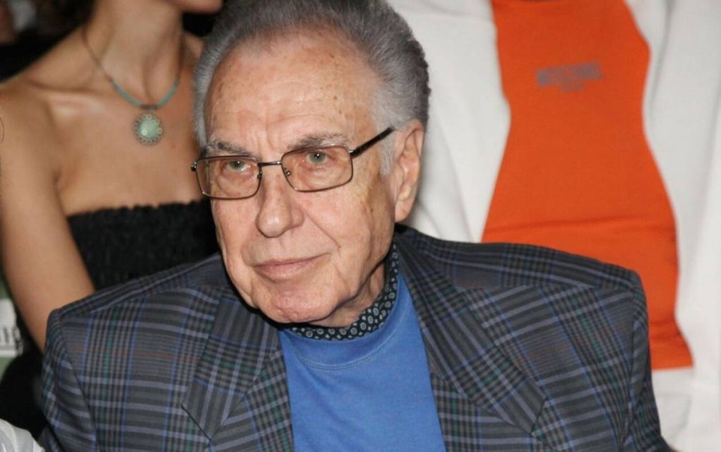 Έφυγε από τη ζωή ο αγαπημένος ηθοποιός Τρύφων Καρατζάς