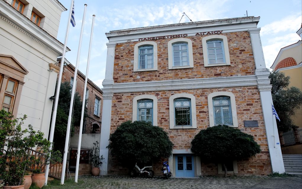 Φάκελοι με σκόνη στα πανεπιστήμια Κρήτης, Κέρκυρας