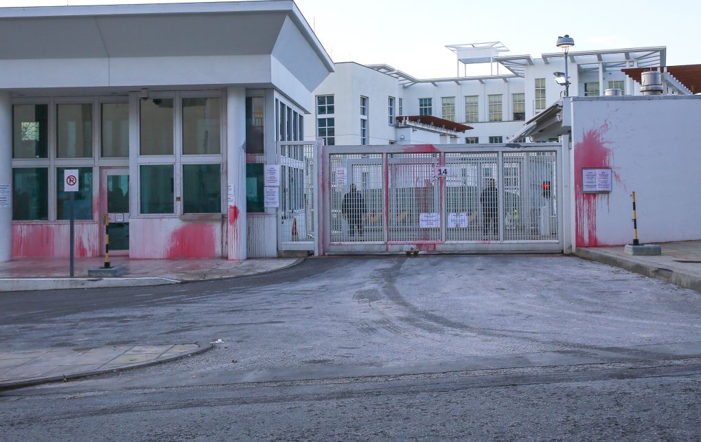 Δύο συλλήψεις για την επίθεση του Ρουβίκωνα