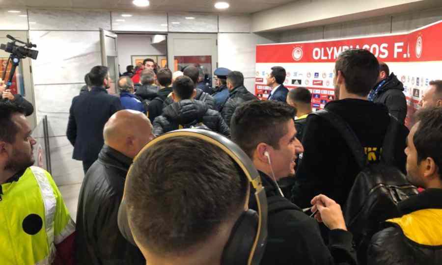Επεισόδιο Καραπαπά-Δημητριάδη πριν από το ντέρμπι