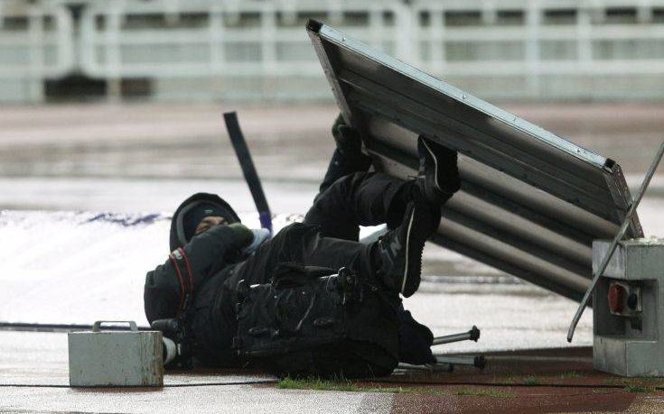 Kαταγγελία για τις συνθήκες εργασίας των φωτορεπόρτερ στο ΑΕΚ – Απόλλωνας