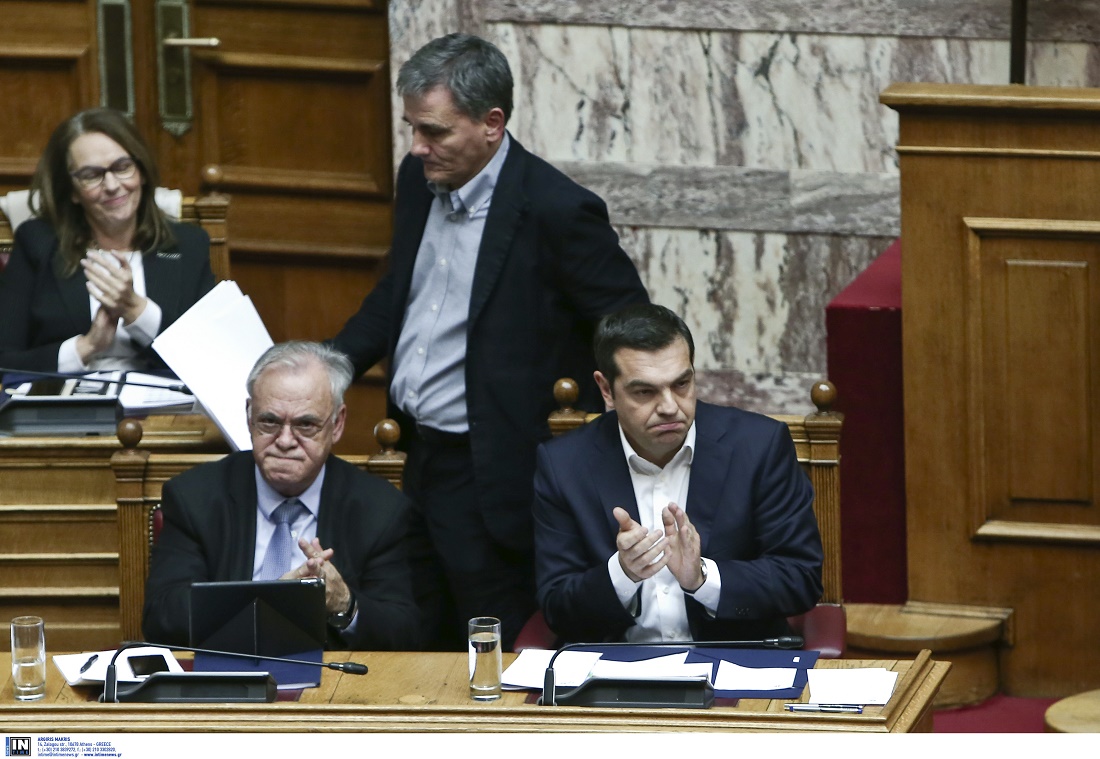 Τρέχουν να κλείσουν μνημονιακές εκκρεμότητες