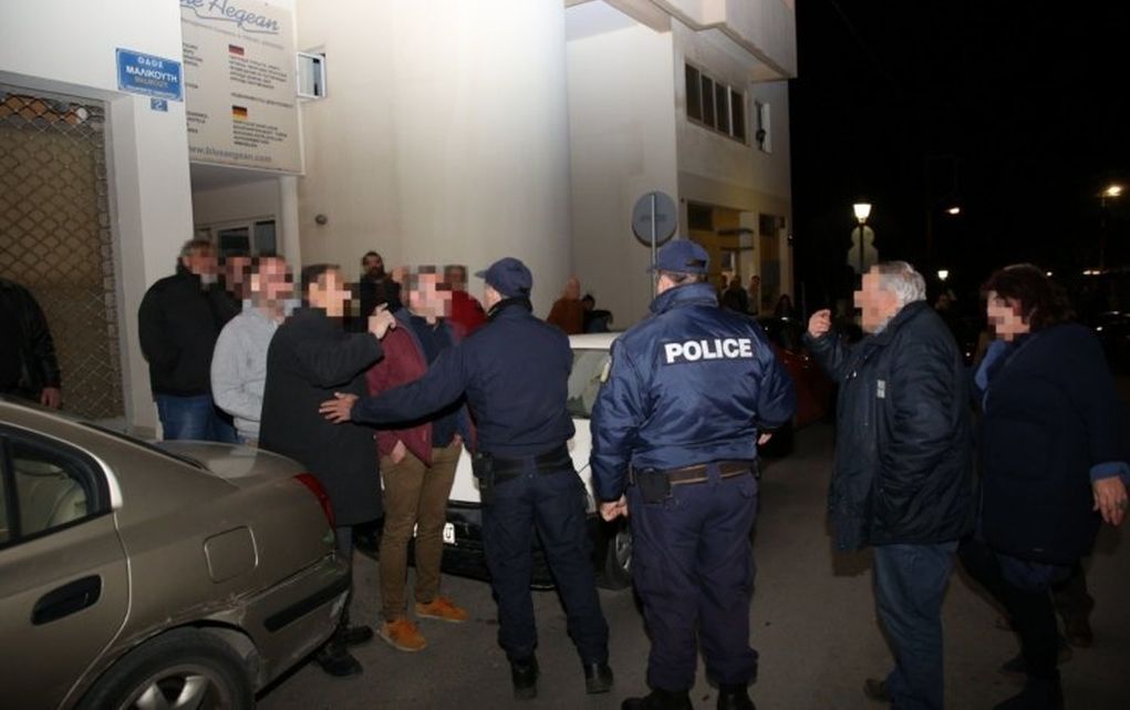 Αποδοκίμασαν τον Τζανακόπουλο στην Κρήτη (vd, pics)