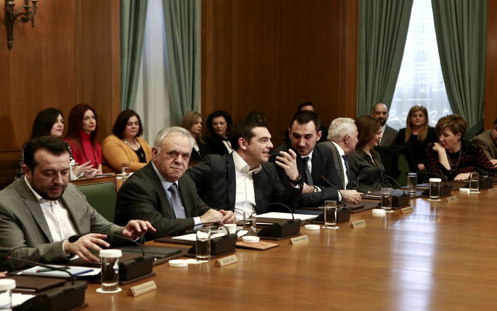 Τσίπρας προς υπουργούς: «Μην παρασύρεστε σε διαμάχες»