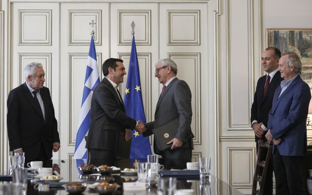 Ο Αλέξης Τσίπρας ευχαριστεί την Ένωση Ελλήνων Εφοπλιστών