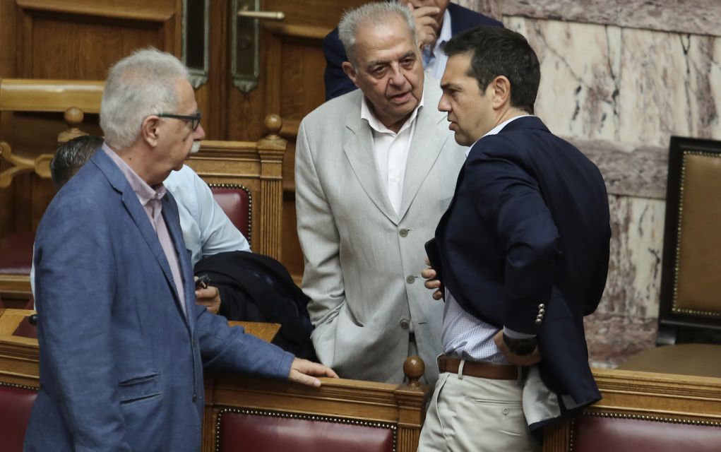 Ποντάρουν στο “συγχωροχάρτι” των Βρυξελλών