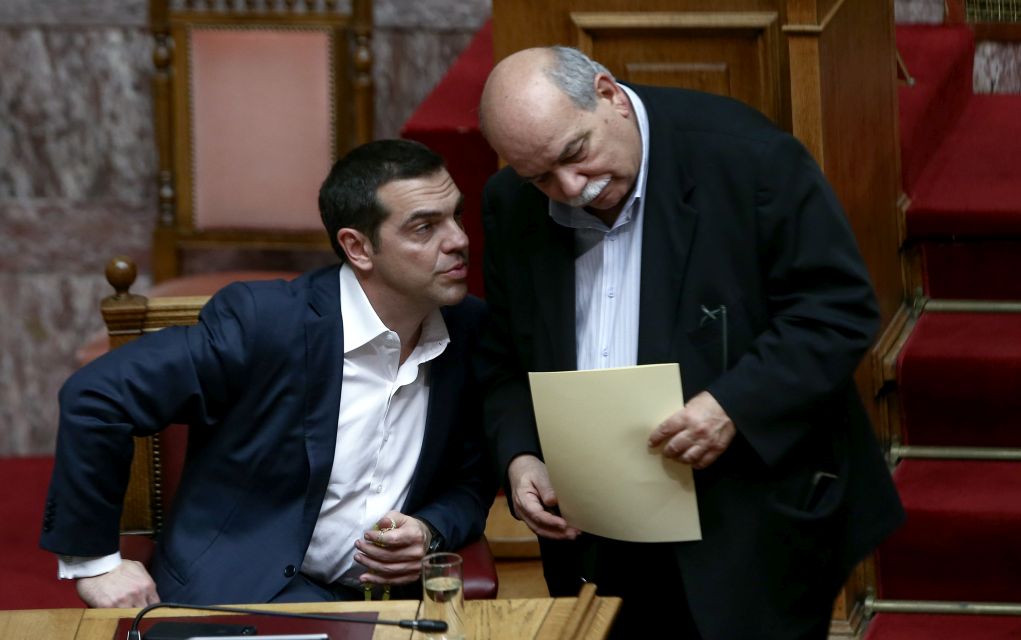 «Φρένο» Τσίπρα στην πρωτοβουλία Βούτση