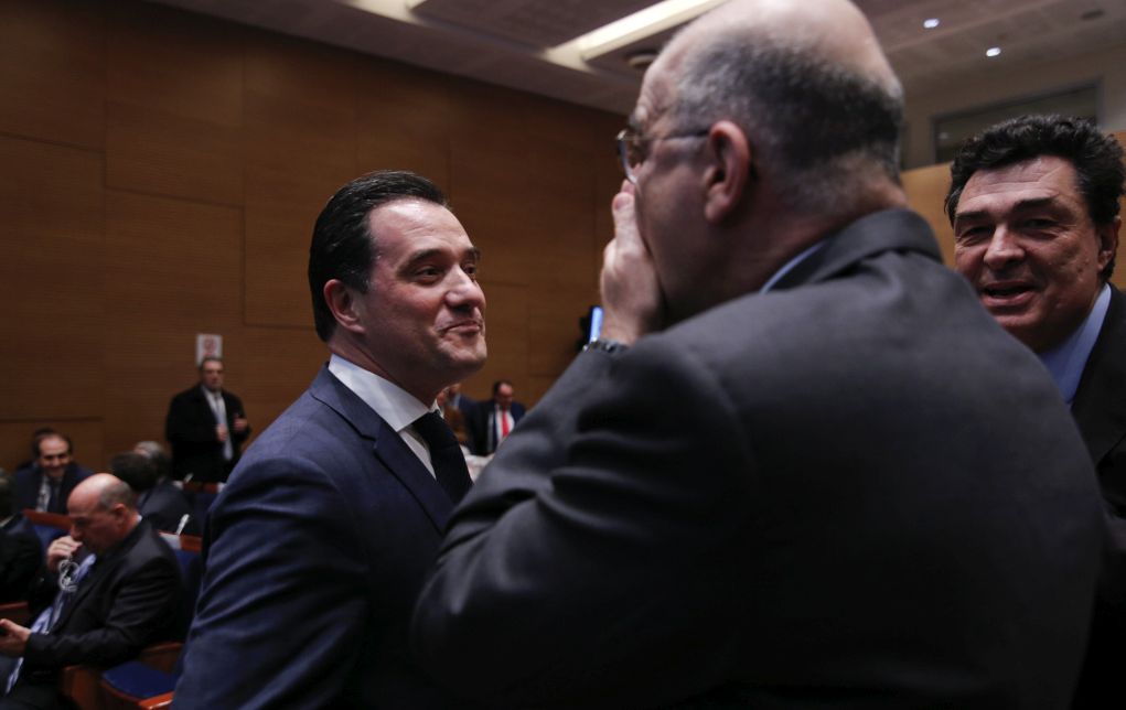 Η κόντρα Δένδια – Γεωργιάδη διχάζει τη ΝΔ