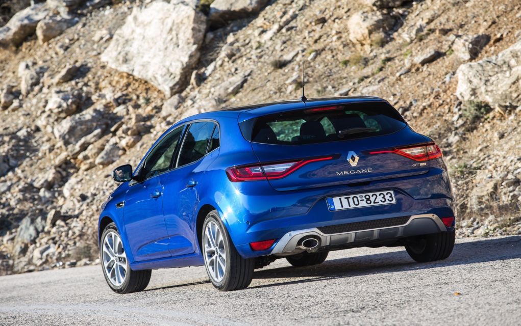 Renault Megane 1.5 DCi GT Line: Αντιστέκεται σθεναρά