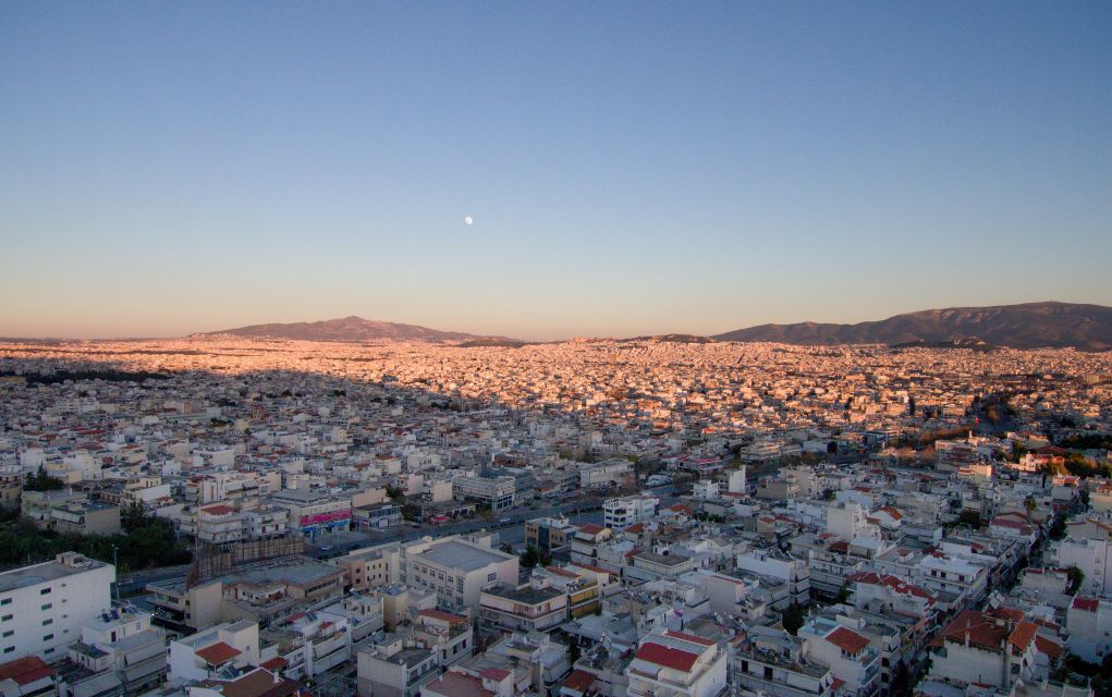 Καιρός: Το «μικρό καλοκαίρι» συνεχίζεται – Βροχές και καταιγίδες το σαββατοκύριακο