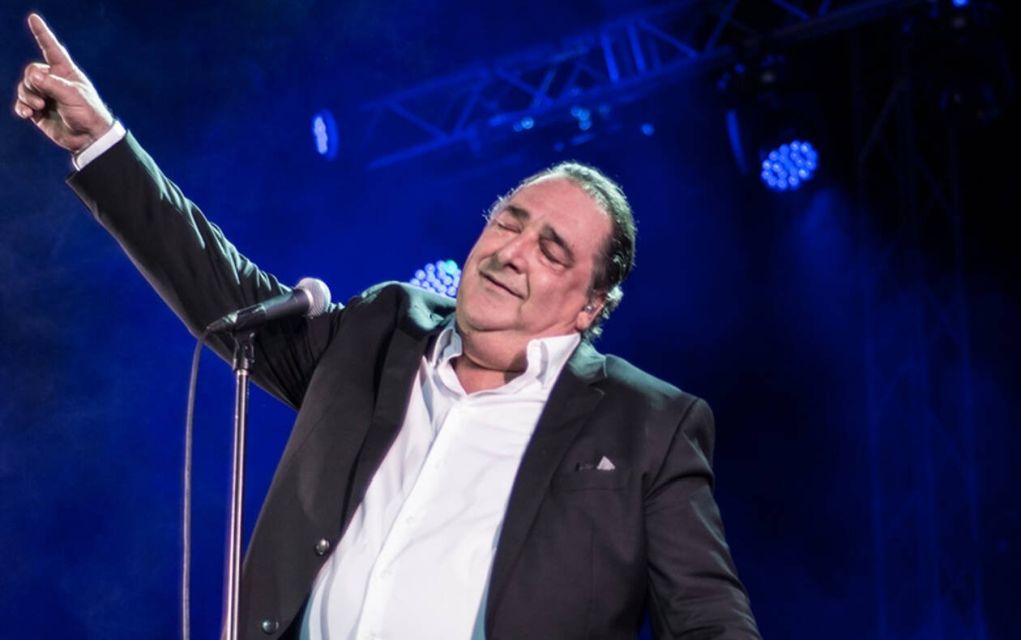 Βασίλης Καρράς: Σε ρινγκ μετατράπηκε η συναυλία του στην Μελβούρνη