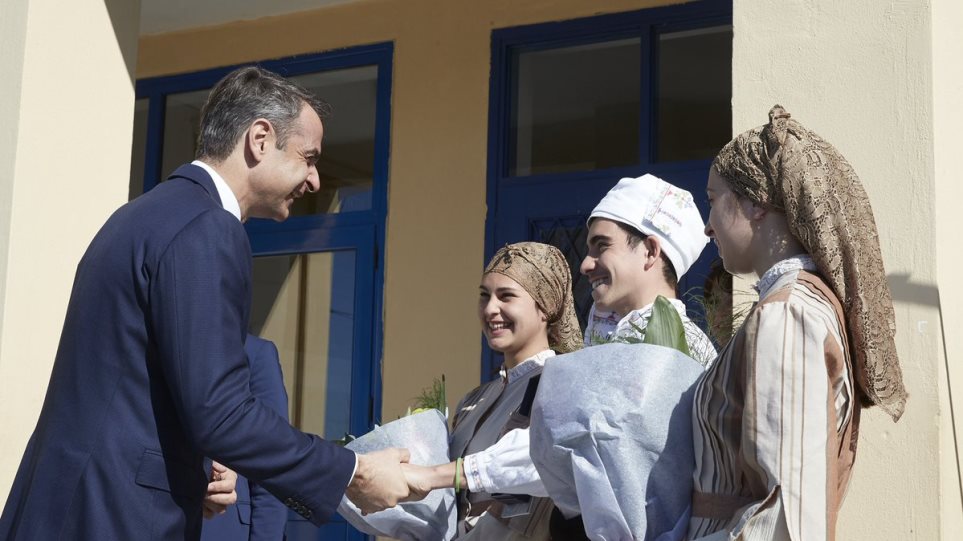 Μητσοτάκης: «Κρατάμε τη σημαία πάντα ψηλά»