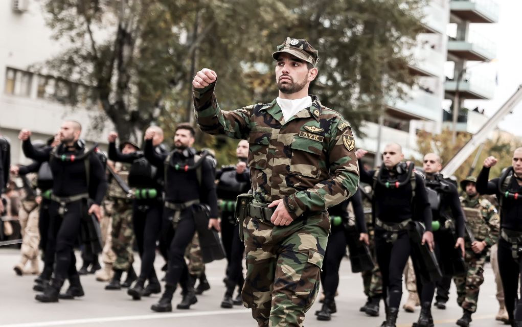 Απαγορεύουν τα συνθήματα των ΟΥΚ στην παρέλαση!