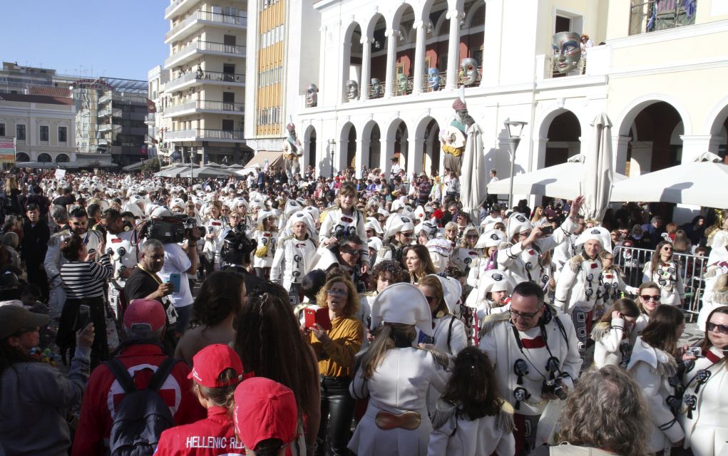 Μαγευτικό και φέτος το πατρινό καρναβάλι (pics)