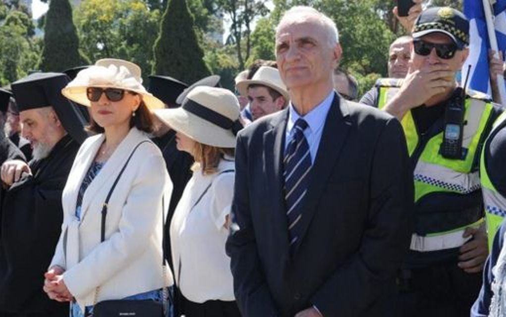 Αποδοκίμασαν τον Γιώργο Βαρεμένο στην Αυστραλία (vd)