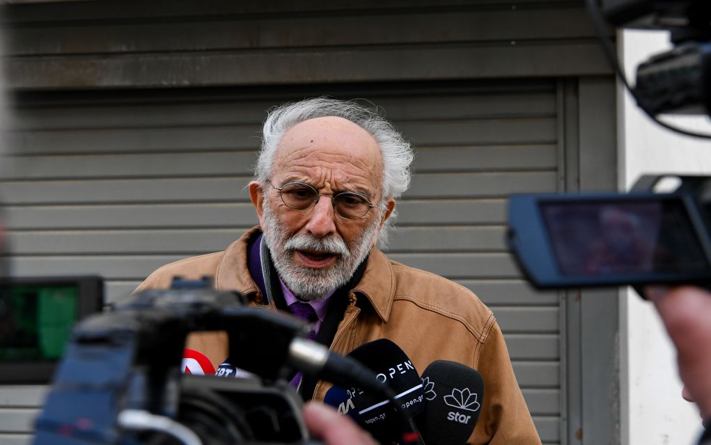 Ελεύθεροι με όρους Λυκουρέζος – Παναγόπουλος