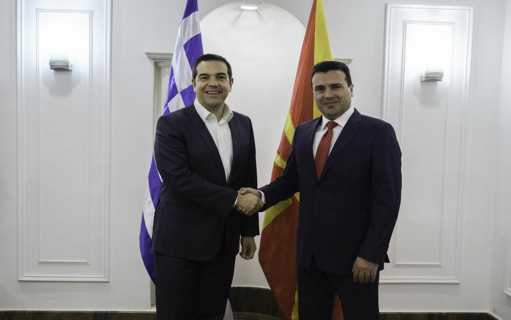 LIVE: Οι δηλώσεις Τσίπρα – Ζάεφ στα Σκόπια (vd)