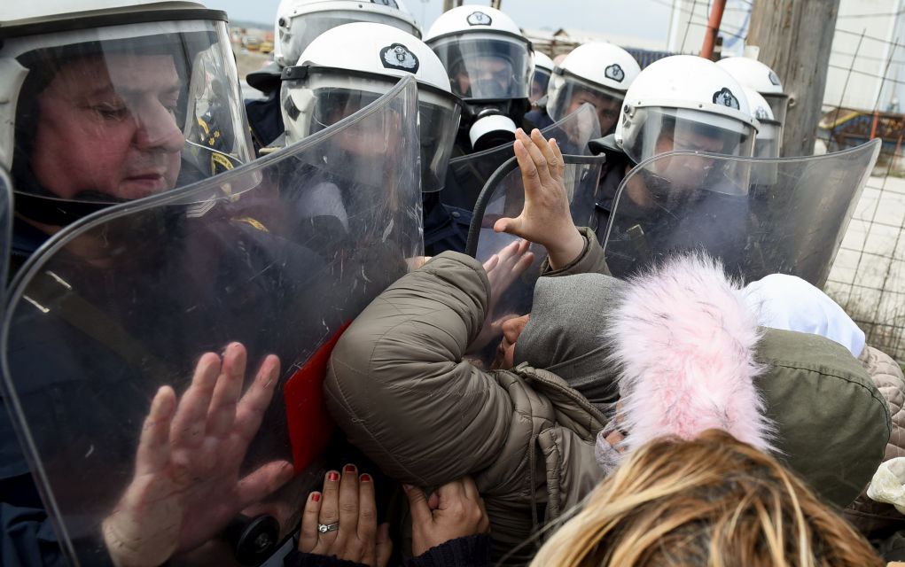 Βαρβιτσιώτης για επεισόδια: «Τελειώνει ο μύθος της ‘αριστερής ευαισθησίας’»