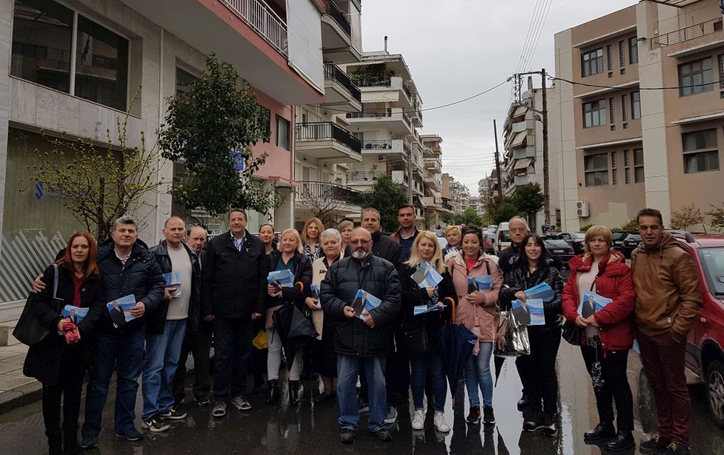 Στη λαϊκή αγορά Ευόσμου ο Γιάννης Καμαρινός
