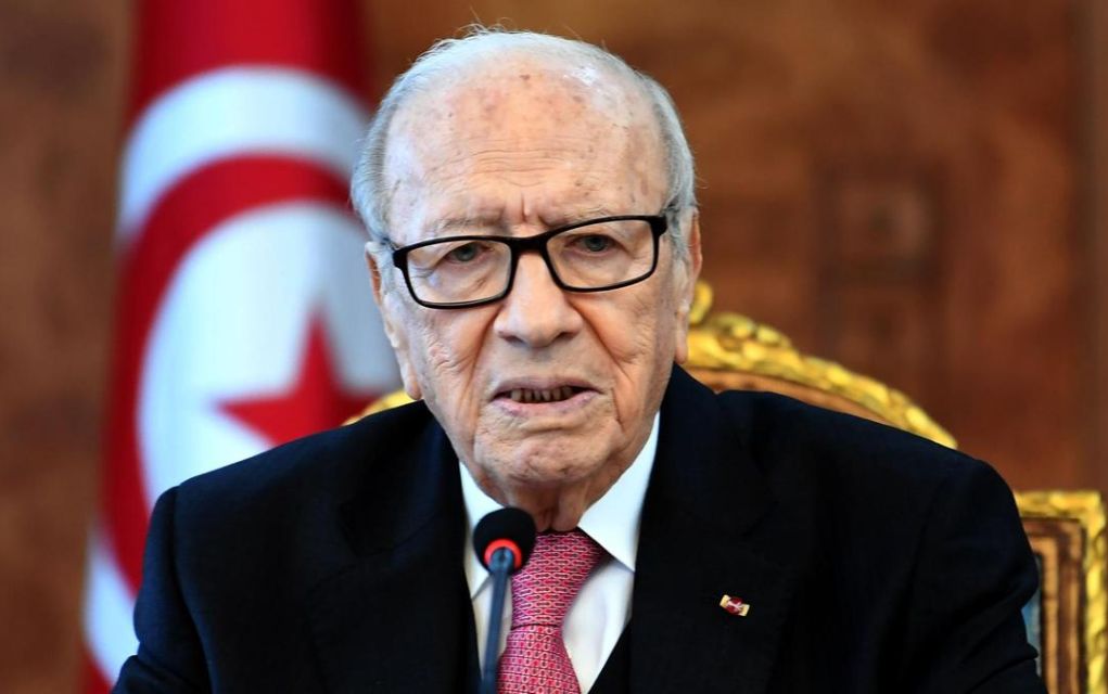 Ο Τυνήσιος πρόεδρος αποφάσισε να αποσυρθεί από την πολιτική