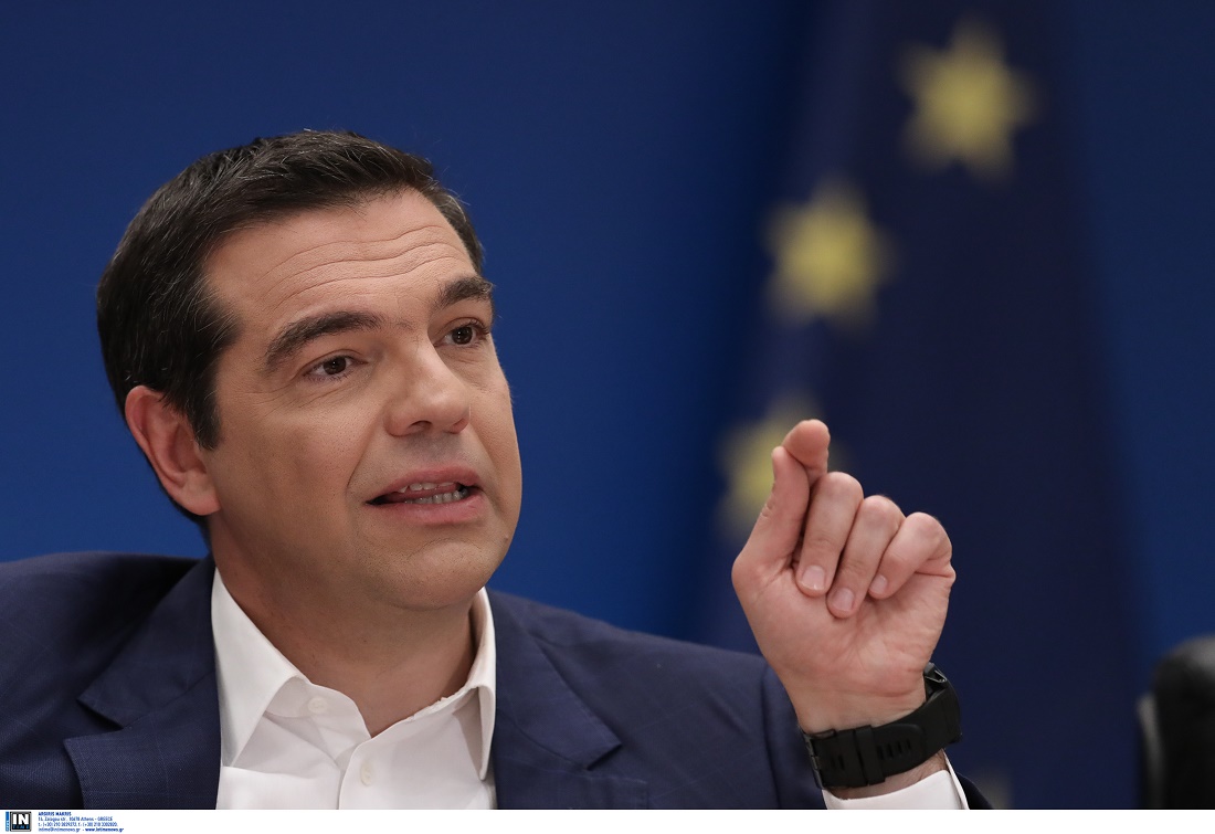 Γεμίζει την τσέπη της μεσαίας τάξης ενόψει εκλογών