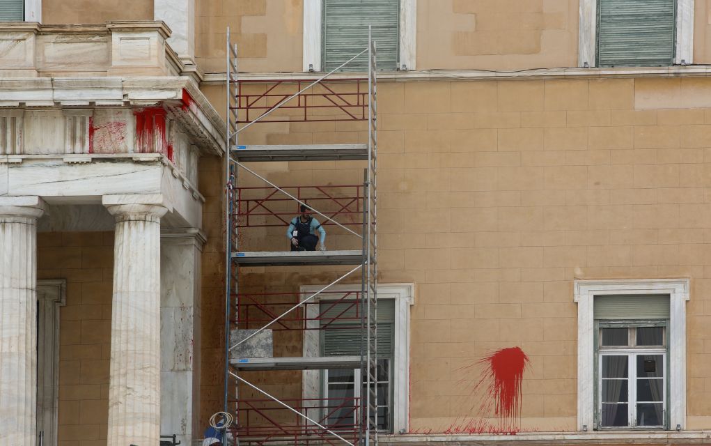 Κακουργηματική δίωξη για την επίθεση Ρουβίκωνα