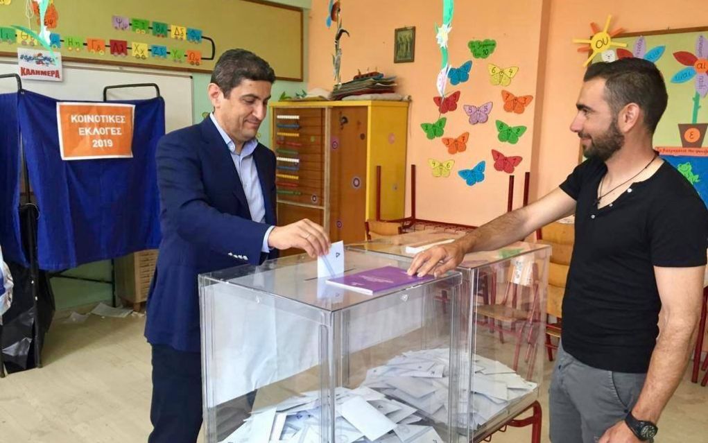 Αυγενάκης: «Από αύριο ξενικά μια νέα ημέρα για την Πατρίδα μας»