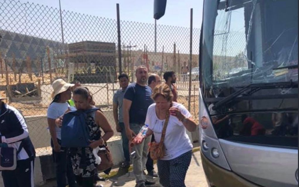 Αίγυπτος: Έκρηξη σε λεωφορείο με τουρίστες (pics, vd)