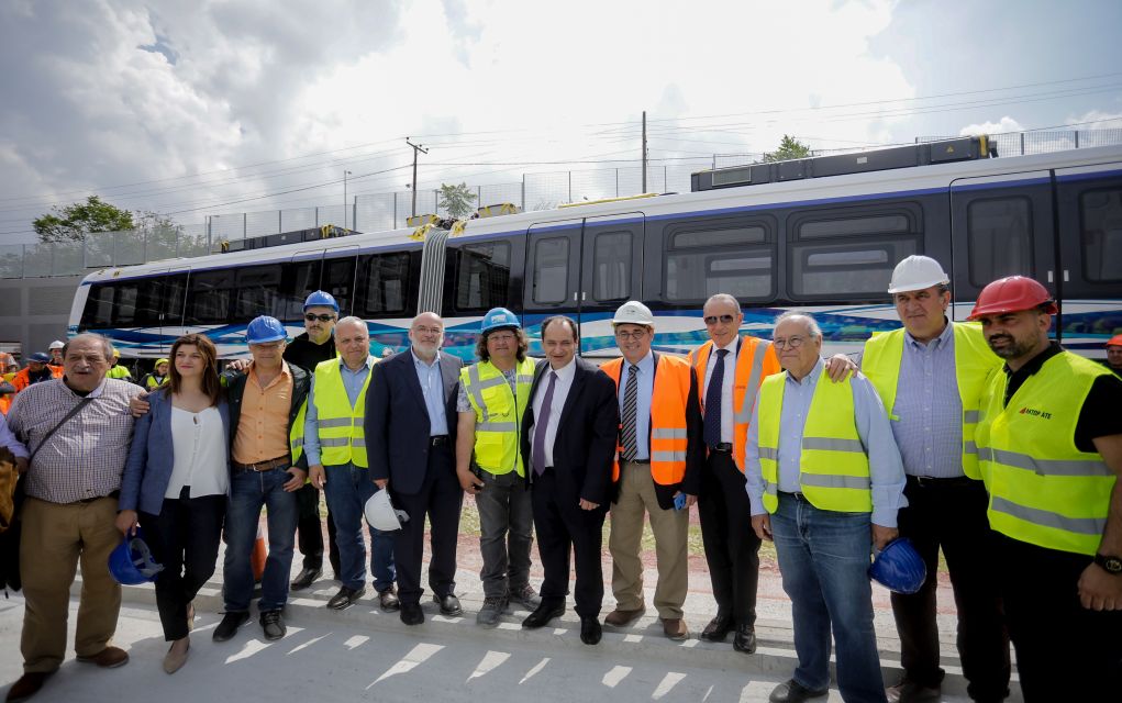 Προεκλογική φιέστα  με μετρό και… γρήγορο τρένο