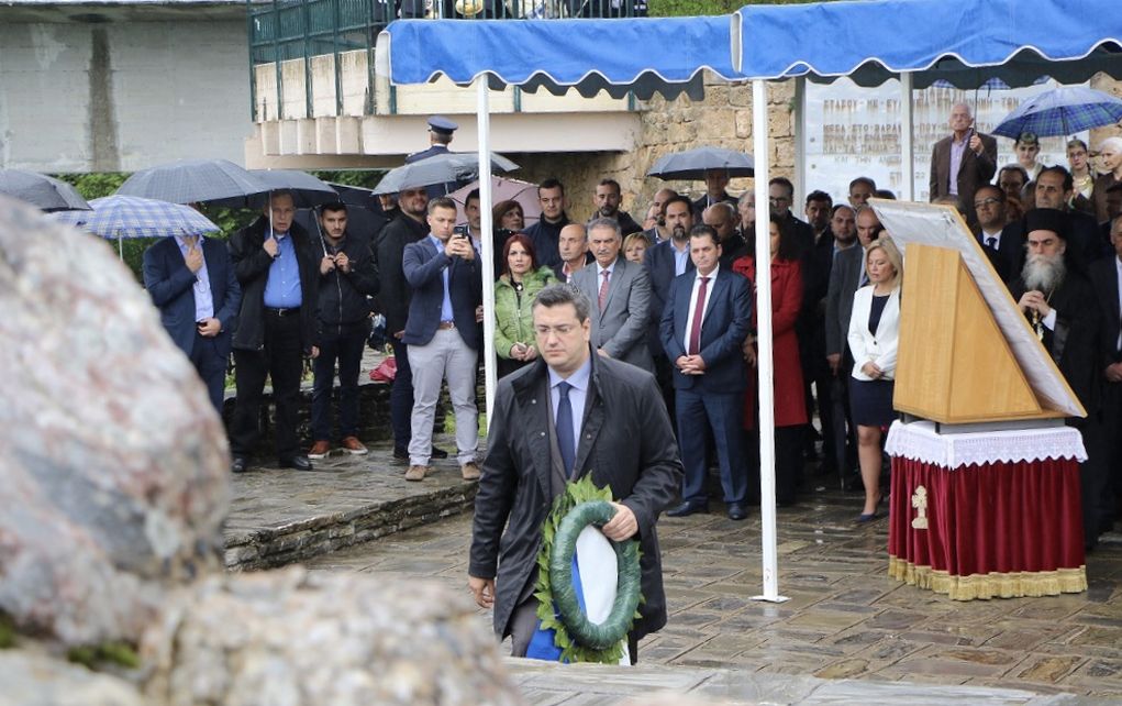 Στις εκδηλώσεις μνήμης του Ολοκαυτώματος της Νάουσας ο Απ. Τζιτζικώστας