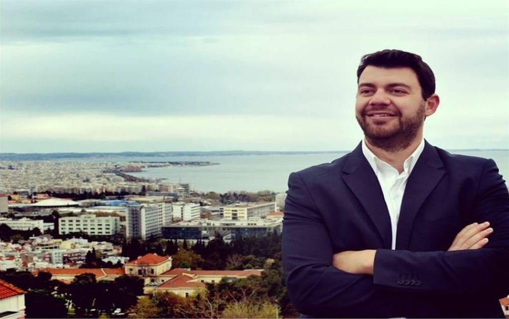 Ηλίας Ζάχαρης: Ο Σίμος τάζει όπως ο Τσίπρας