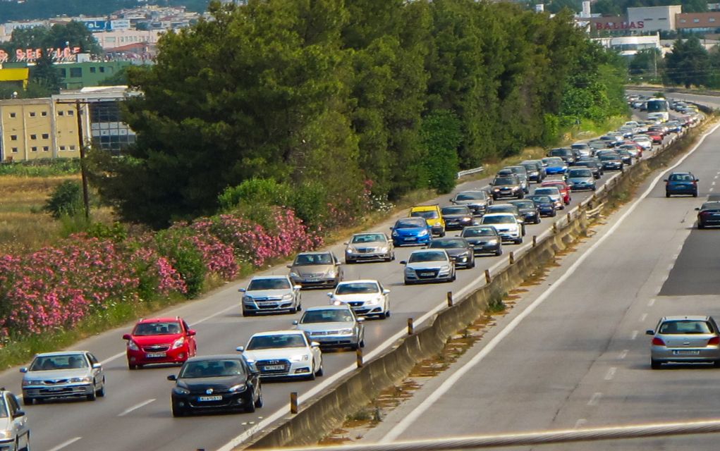 Αυξημένη η κίνηση προς τη Χαλκιδική – Σημειωτόν στη Μουδανιών