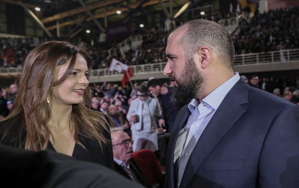 Ε. Αχτσιόγλου: «Έχω σχέση με τον Δημήτρη Τζανακόπουλο!» (vd)