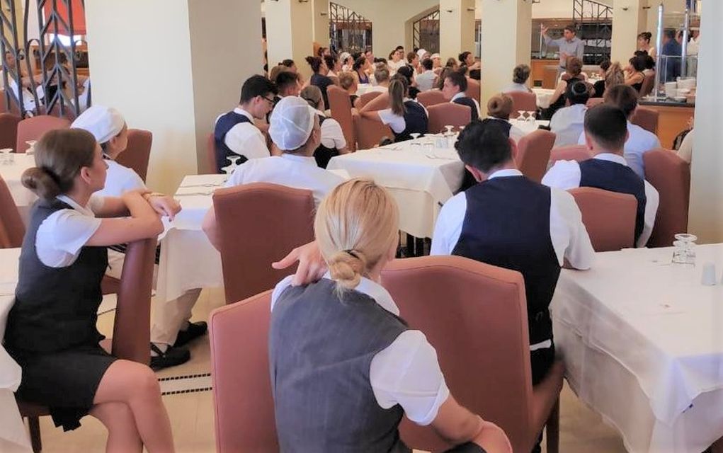 Αυγενάκης: «Στόχος μας καλύτερες και υψηλότερα αμειβόμενες θέσεις εργασίας στον Τουρισμό»