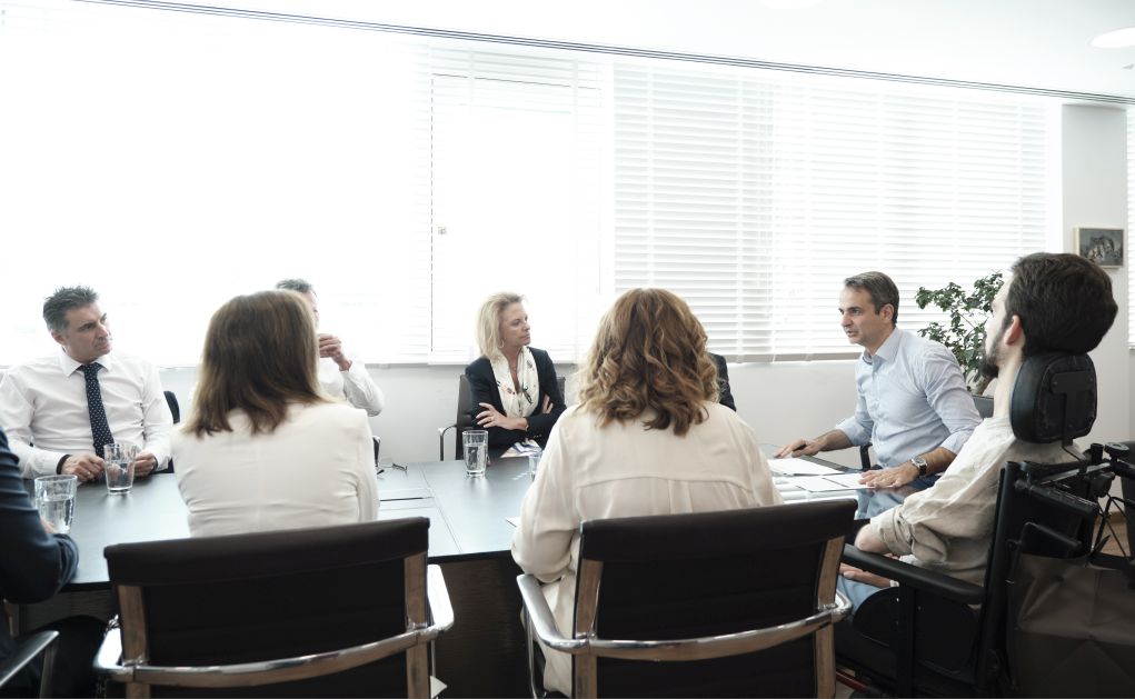 Τους ευρωβουλευτές της ΝΔ συνάντησε ο Κυριάκος Μητσοτάκης