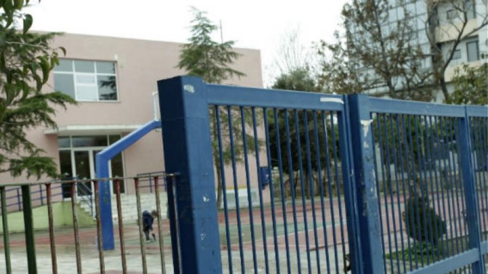 Καταδικάζει την προσαγωγή των 10 μαθητών ο Σύλλογος Γονέων στην Καλαμαριά Θεσσαλονίκης