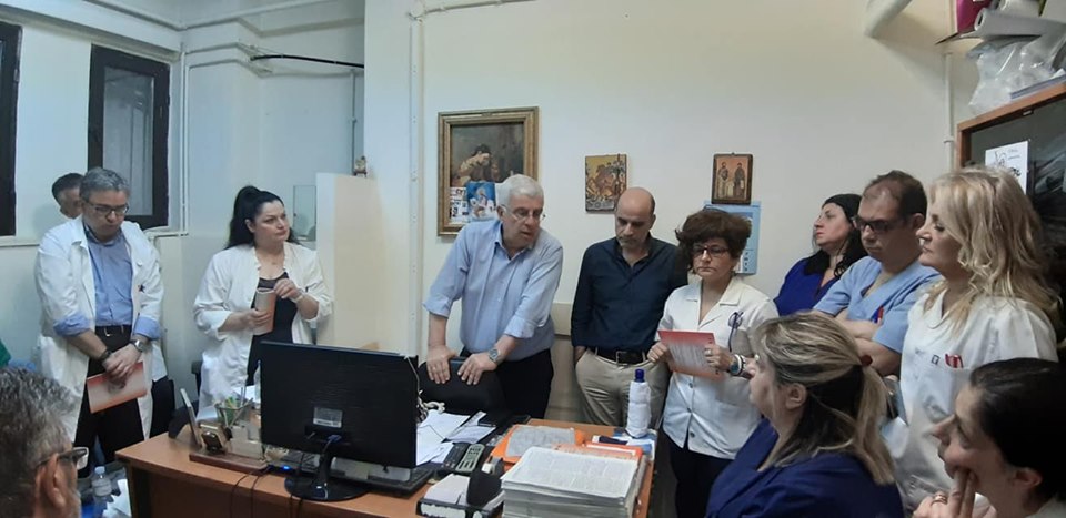 Επίσκεψη σε δημόσιες υπηρεσίες από τον Στράτο Σιμόπουλο
