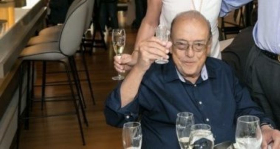 Πέθανε ο Κάρολος Φιξ, της οικογένειας της ομώνυμης ζυθοποιίας